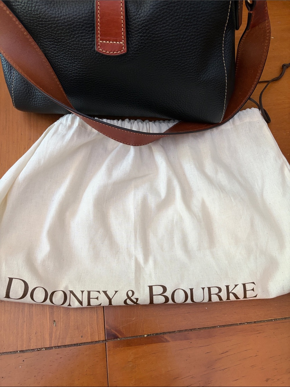 Dooney & Bourke Black Pebble Leather Shoulder Bag with Brown Trim - Picture 6 of 6